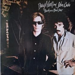 Daryl Hall John Oates BEAUTY ON A BACK STREET Виниловая пластинка Daryl Hall John Oates BEAUTY ON A BACK STREET Виниловая пластинка