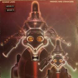 RONNIE LAWS Friends And Strangers Виниловая пластинка RONNIE LAWS Friends And Strangers Виниловая пластинка