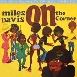 MILES DAVIS ON THE CORNER Виниловая пластинка MILES DAVIS ON THE CORNER Виниловая пластинка
