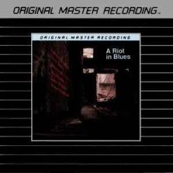 VARIOUS A RIOT IN BLUES Фирменный CD VARIOUS A RIOT IN BLUES Фирменный CD